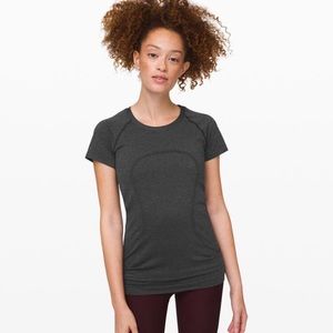 lululemon athletica Black Short Sleeve Tee
